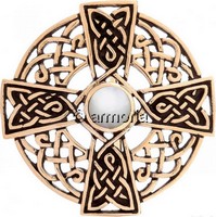 Broche Croix Celtique avec entrelacs et nacre en bronze 