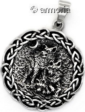 Pendentif 3 Loups cerclé d'entrelacs en argent