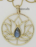 Pendentif Fleur de lotus et cabochon Labradorite avec chaine, en laiton 