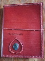 Album Photos ou grimoire en cuir avec pierre Labradorite 33.5 X 26 cm 