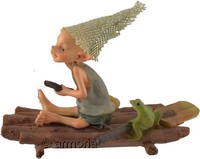 Figurine Lutin au Chapeau sur Radeau avec Grenouille 