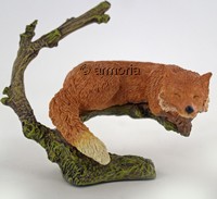 Figurine petite Renard se reposant sur une branche 