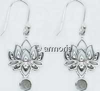 Boucles d'oreilles Fleur de Lotus en argent et pierre de lune