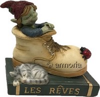 Figurine Pixie endormi dans une Chaussure