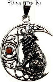 Pendentif Loup sur Lune au pentacle en argent, cabochon grenat