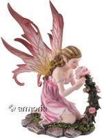 Figurine Fée Rosalyne avec roses 