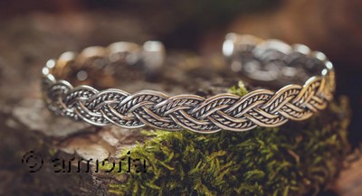 Bracelet Viking souple avec tressage en argent massif 