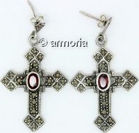 Boucles d'Oreilles Croix médiévales en argent avec cristal rouge 