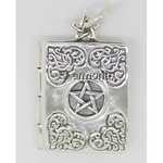 Pendentif Grimoire avec deux Pentacles et des Volutes en argent 