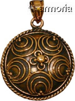 Pendentif Celte Bouclier en bronze 