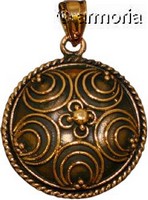 Pendentif Celte Bouclier en bronze 