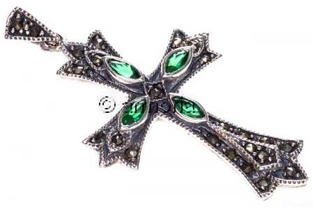 Pendentif Croix Médiévale avec Cristal Vert en argent