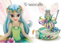 Figurine Fée dans Tasse "Sweet Pea" de Linda Biggs édition limitée