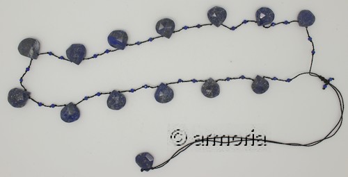 Collier de fil avec lapis lazuli facetté réglable 