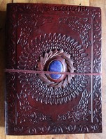 Grimoire en cuir avec pierre en Lapis Lazuli 15X20 cm 