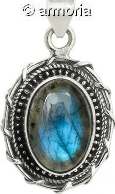 Pendentif Labradorite et décor en argent 