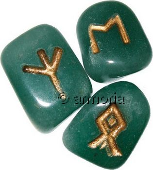 Runes sur Aventurine Verte