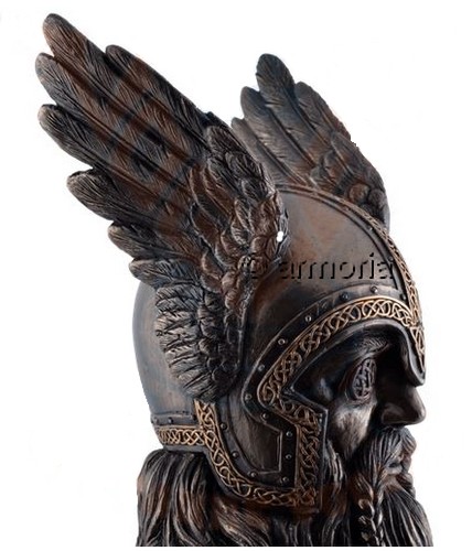 Figurine Buste de Odin avec les Corbeaux Hugin et Munin aspect bronze 