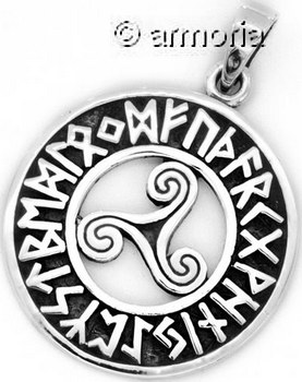 Pendentif Triskel cerclé de runes en argent, 2.8 cm