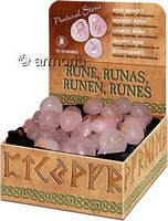 Jeu de runes en quartz rose