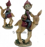 Figurine Pixie assis sur Faon 