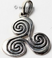 Pendentif triskèle avec double liseré en argent 