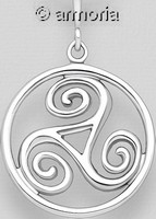 Pendentif Triskel cerclé en argent, 