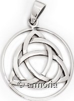 Pendentif Triquetra cerclé en argent, 2.7 cm