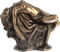 Figurine Femme nue allongée sur un Rocher aspect bronze marque Veronese